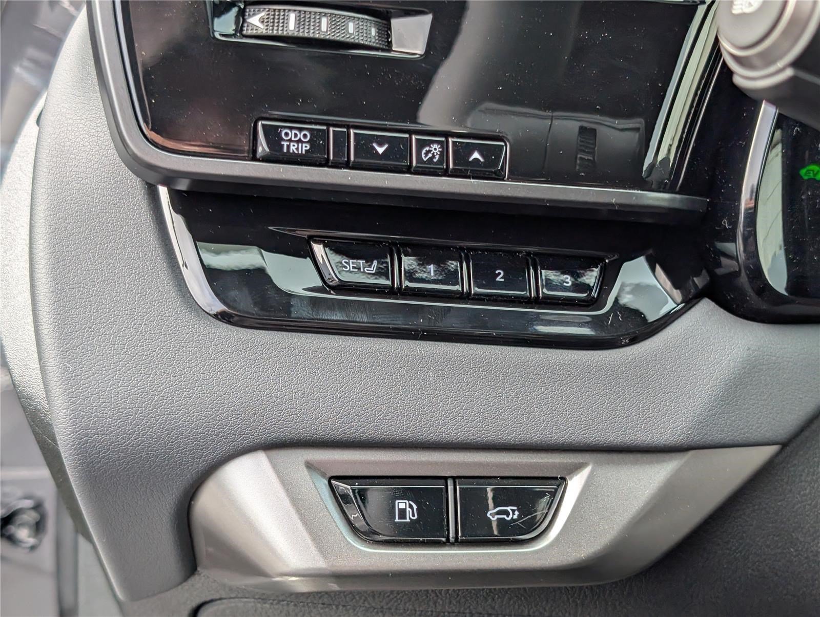 New 2026 Lexus RX 350h w/ Accessory Package (Z1) AWD/4WD image 18
