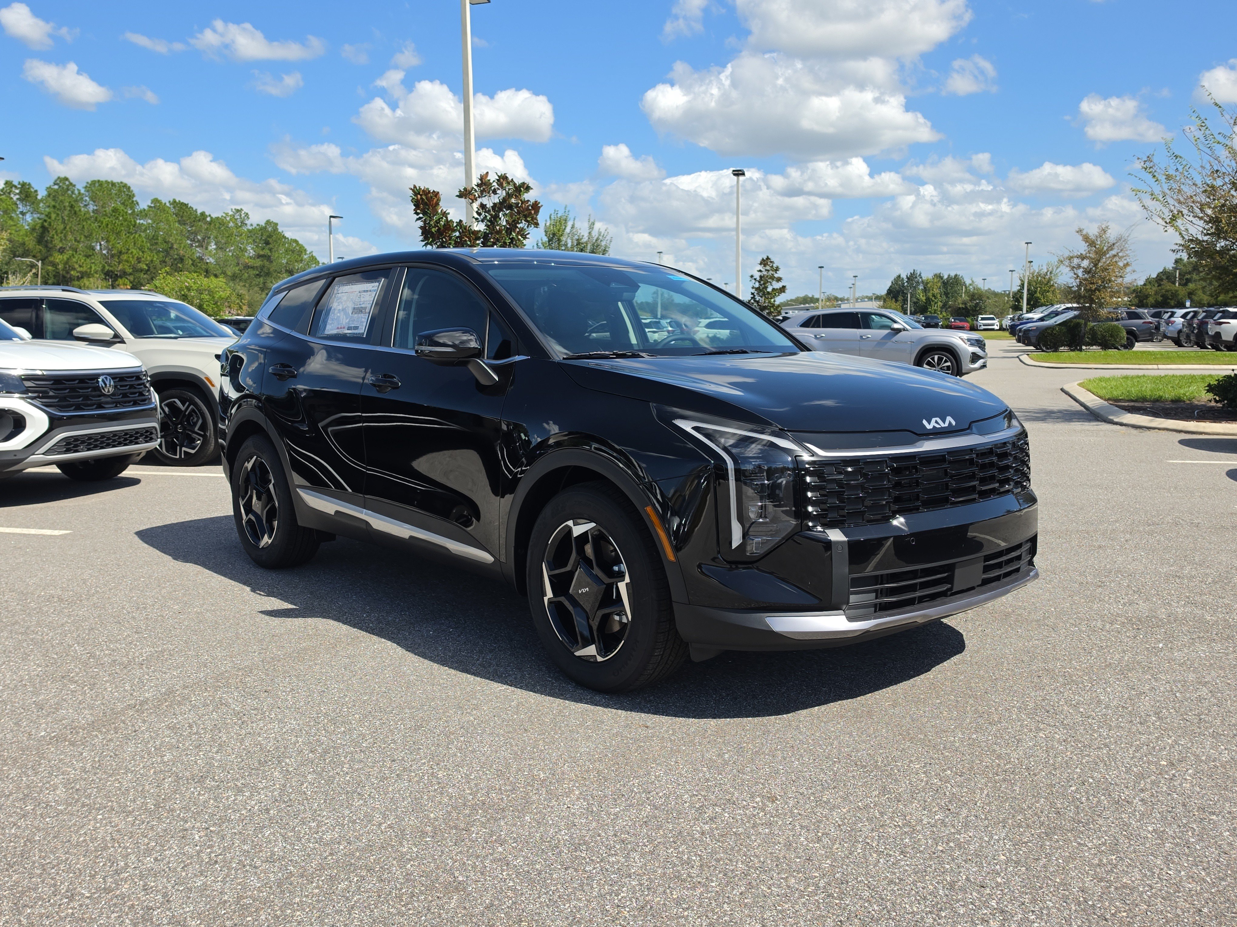 New 2027 Kia Sportage EX FWD image 2