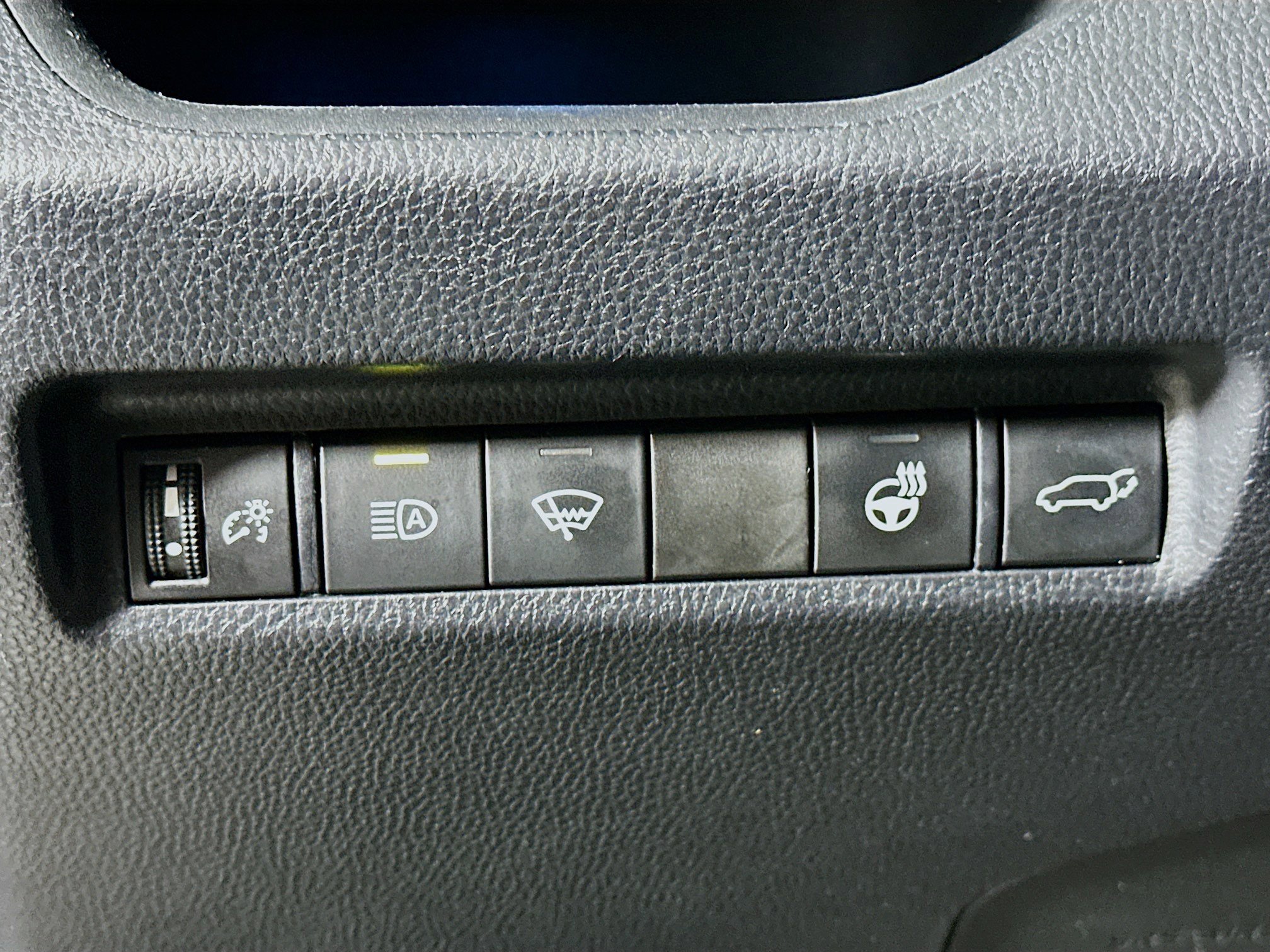 Used 2019 Toyota RAV4 XSE image 17