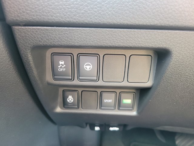 Certified 2021 Nissan Rogue Sport SV w/ Technology Package FWD image 22
