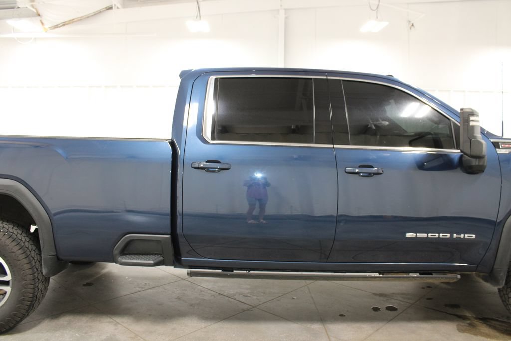 Used 2022 GMC Sierra 3500 SLE w/ SLE Convenience Package AWD/4WD image 11