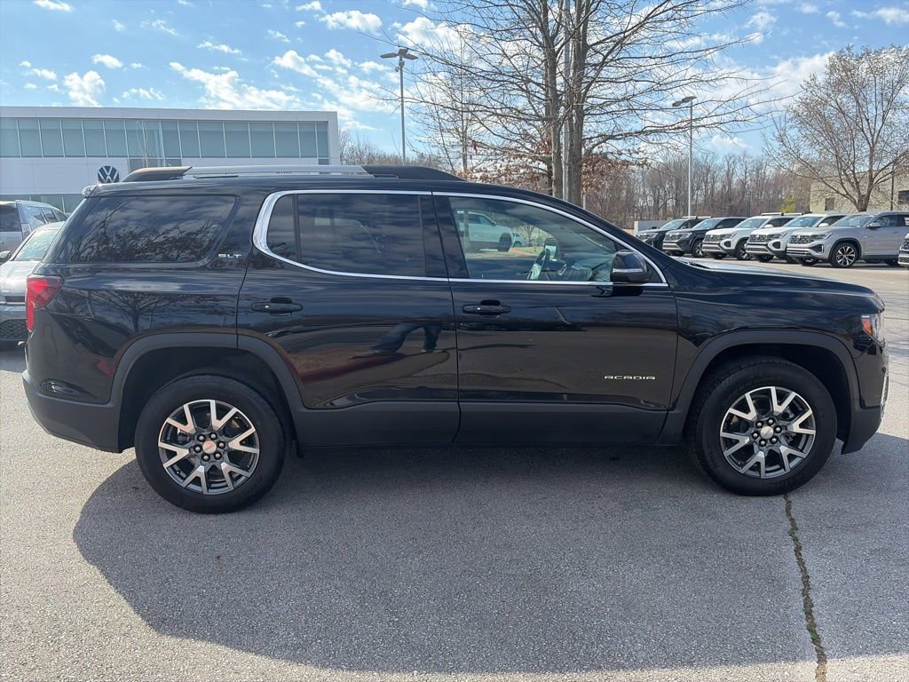 Used 2023 GMC Acadia SLT w/ LPO, Floor Liner Package image 8
