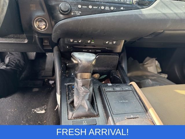 Used 2019 Lexus ES 350 w/ Premium Package image 5