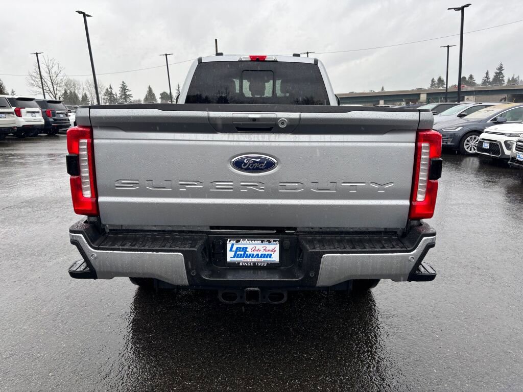 Used 2024 Ford F350 Lariat image 6