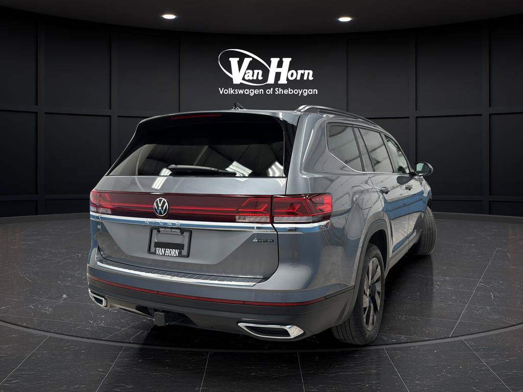 Used 2024 Volkswagen Atlas SE w/ Panoramic Sunroof Package AWD/4WD image 7