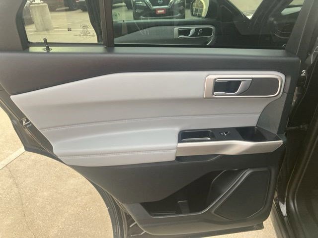 Used 2023 Ford Explorer XLT w/ Equipment Group 202A image 22