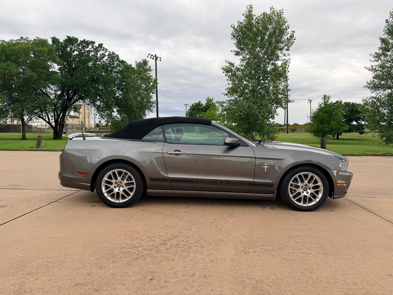 Used 2014 Ford Mustang Premium w/ Equipment Group 202A RWD image 24