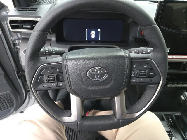 New 2026 Toyota 4Runner TRD Off-Road Premium AWD/4WD image 33