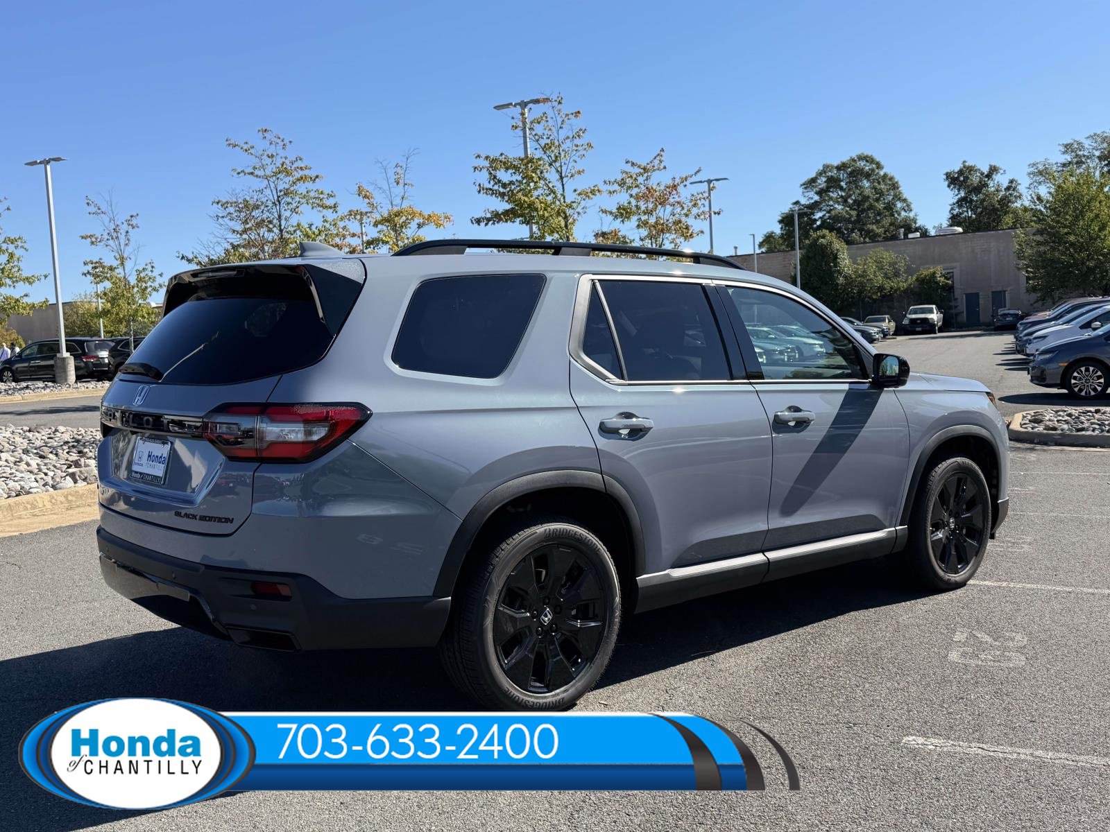 New 2026 Honda Pilot Black Edition image 2