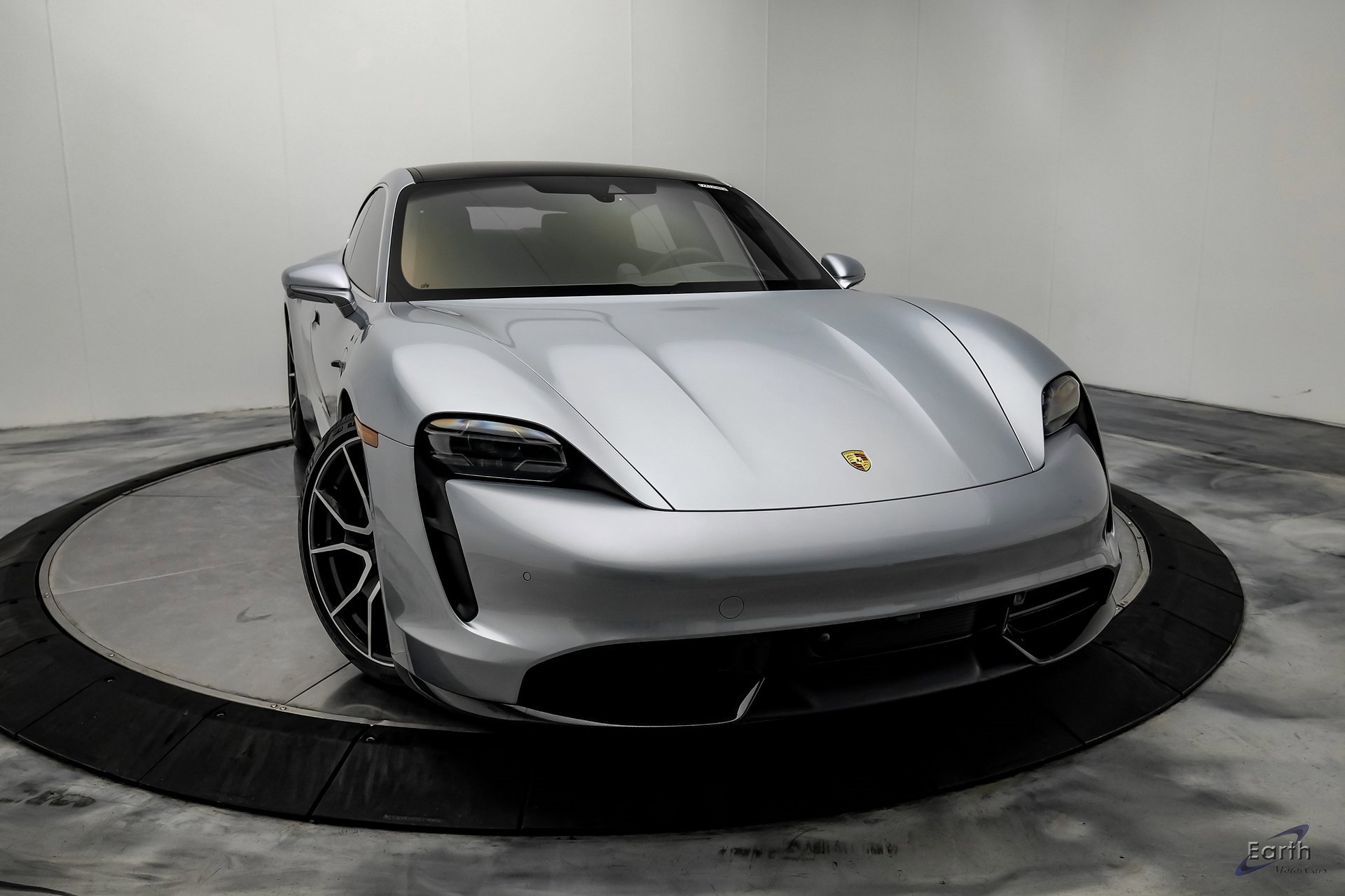 Used 2023 Porsche Taycan Turbo S w/ Premium Package image 20