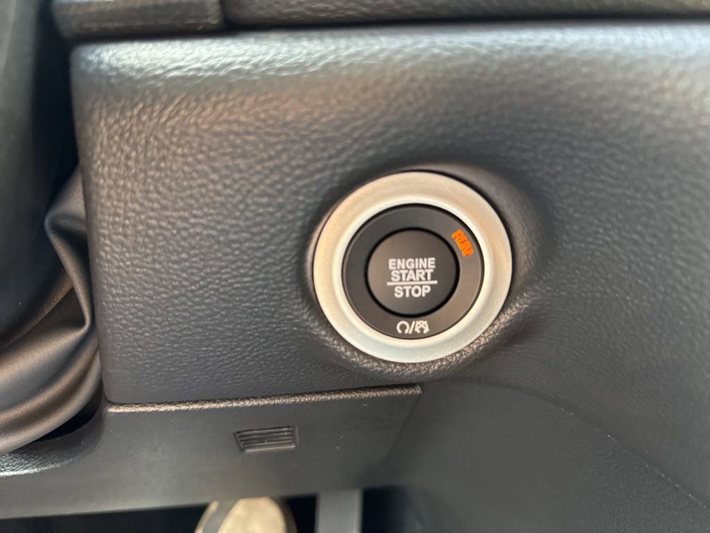 New 2026 Chrysler Pacifica Select FWD image 36