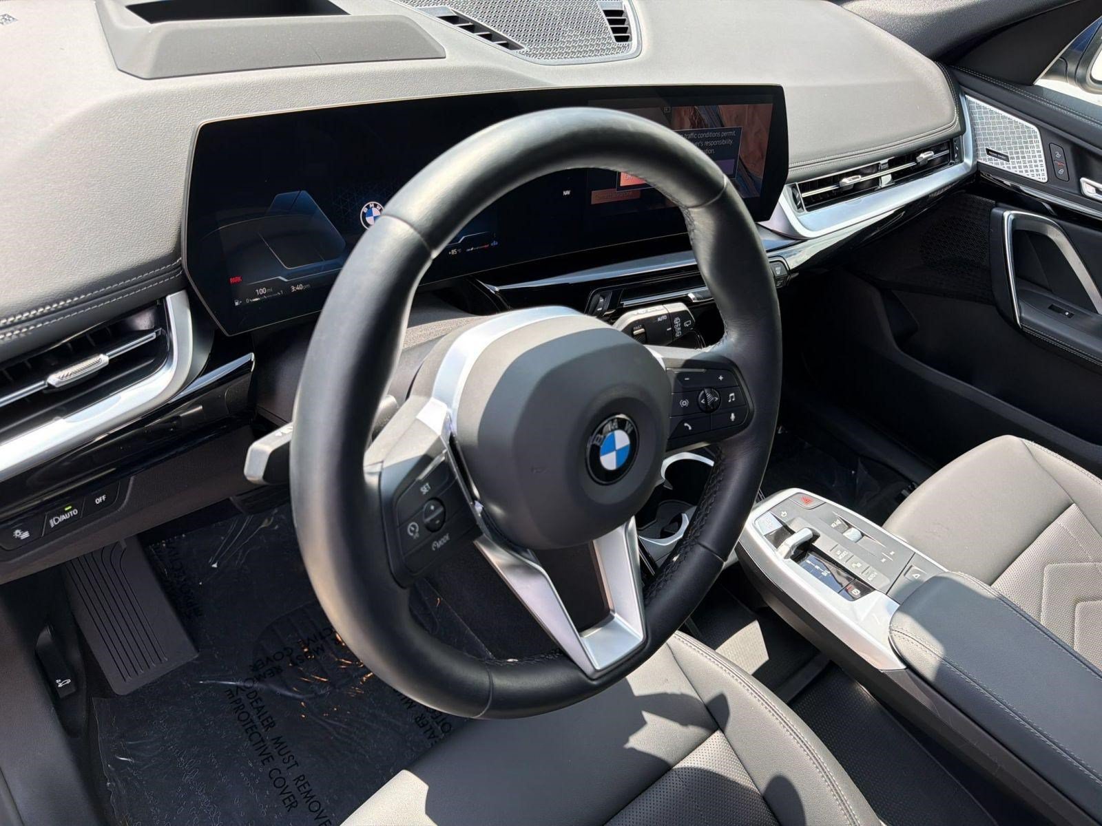 Used 2025 BMW X1 xDrive28i AWD/4WD image 26