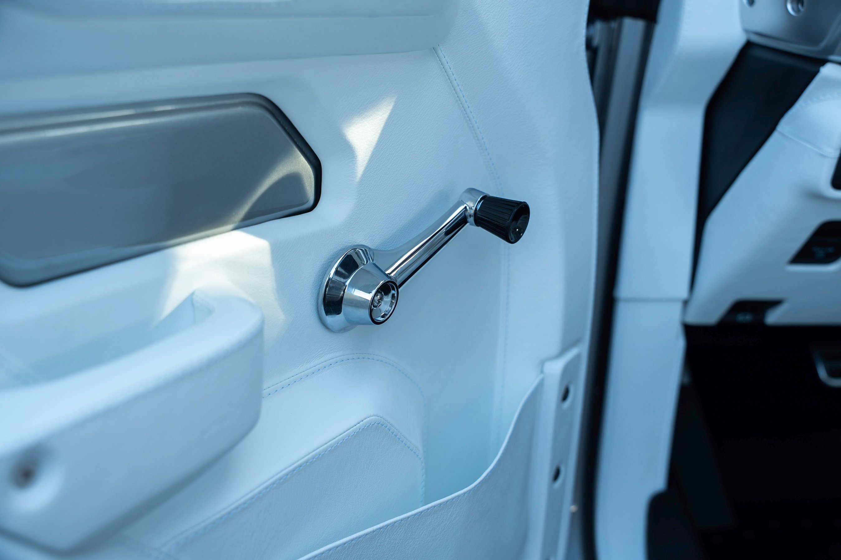 Used 2025 Ford Bronco Badlands image 16