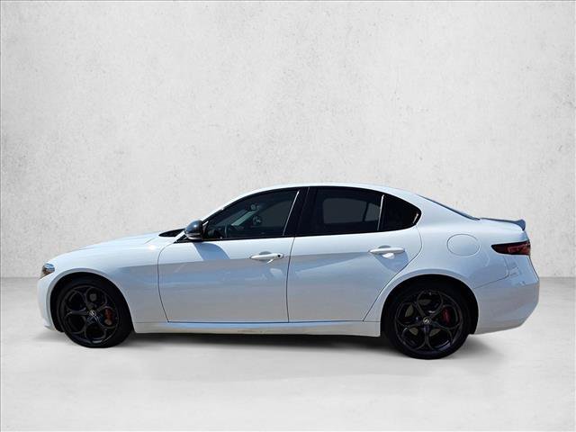 Used 2019 Alfa Romeo Giulia Ti Sport w/ Quick Order Package 22S Sport AWD/4WD image 8