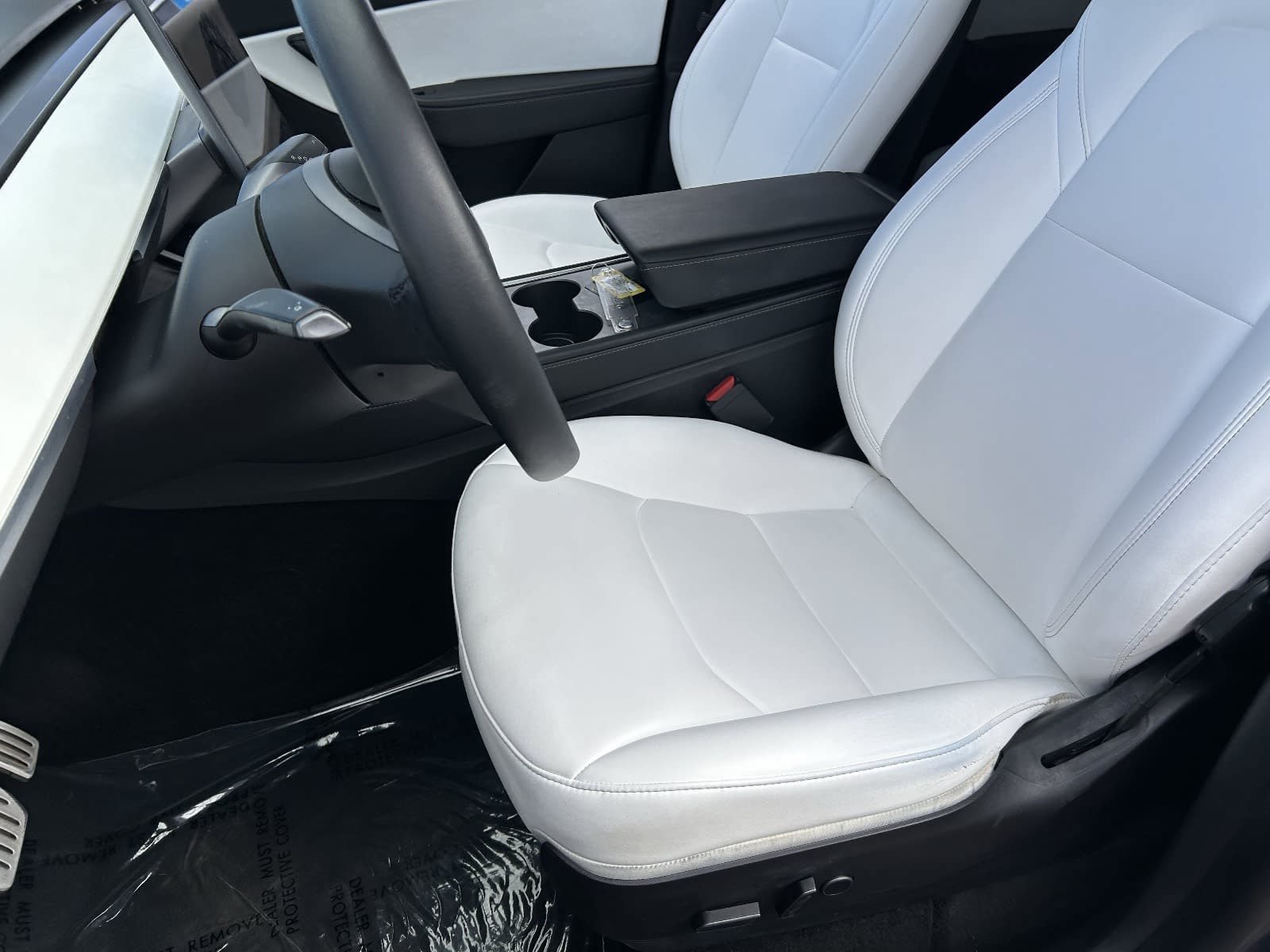 Used 2022 Tesla Model Y Performance AWD/4WD image 24