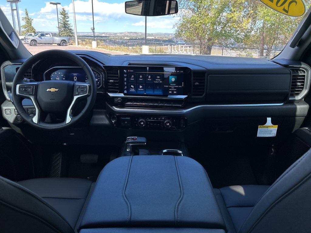 New 2026 Chevrolet Silverado 1500 LT w/ Z71 Off-Road Package AWD/4WD image 6