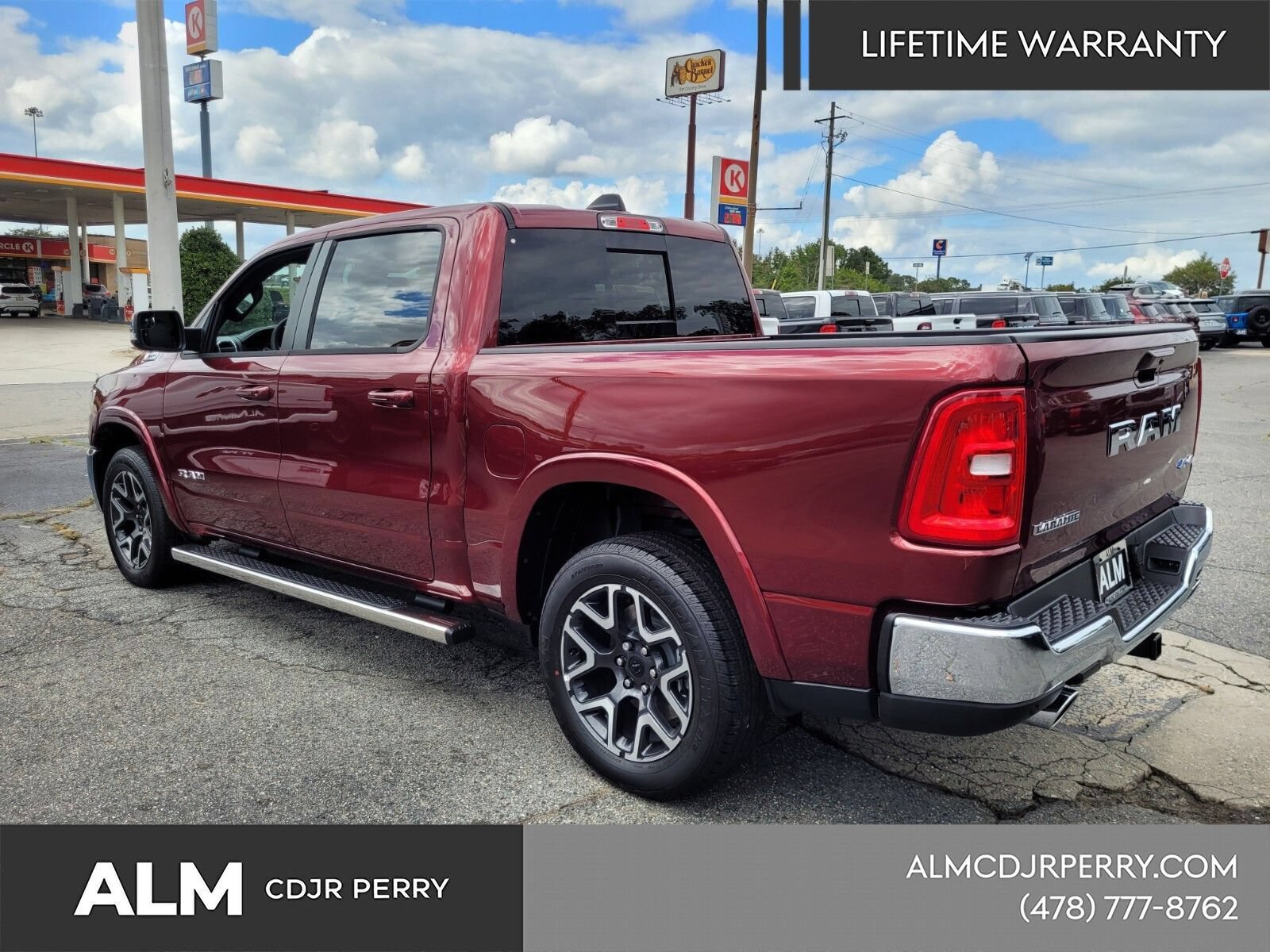 New 2026 RAM 1500 Laramie AWD/4WD image 11