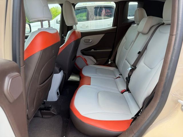 Used 2015 Jeep Renegade Limited FWD image 9