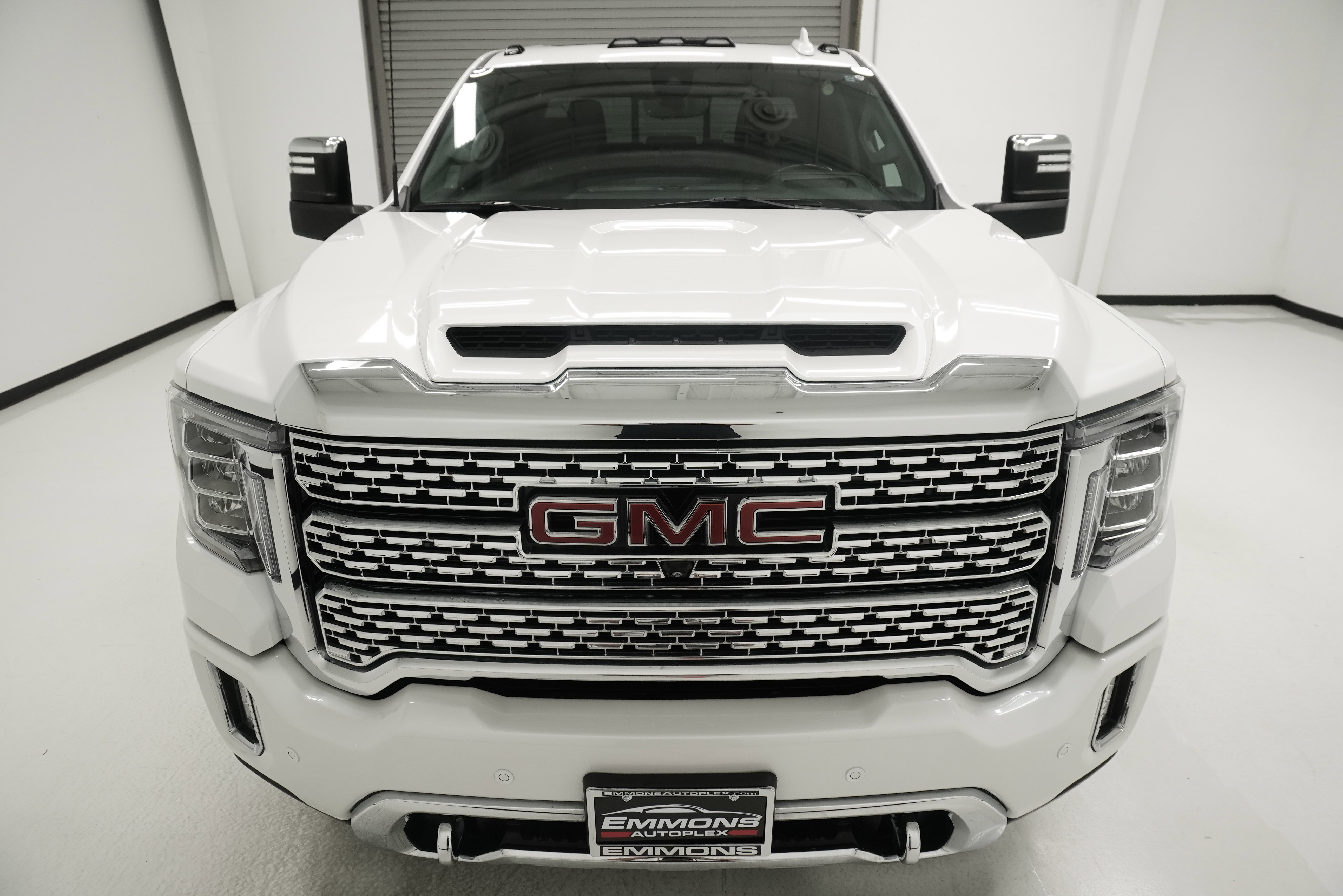 Used 2021 GMC Sierra 3500 Denali w/ Denali Ultimate Package AWD/4WD image 2