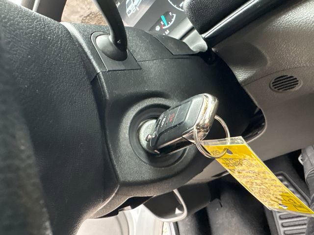 Used 2023 Ford Transit 350 XLT image 31