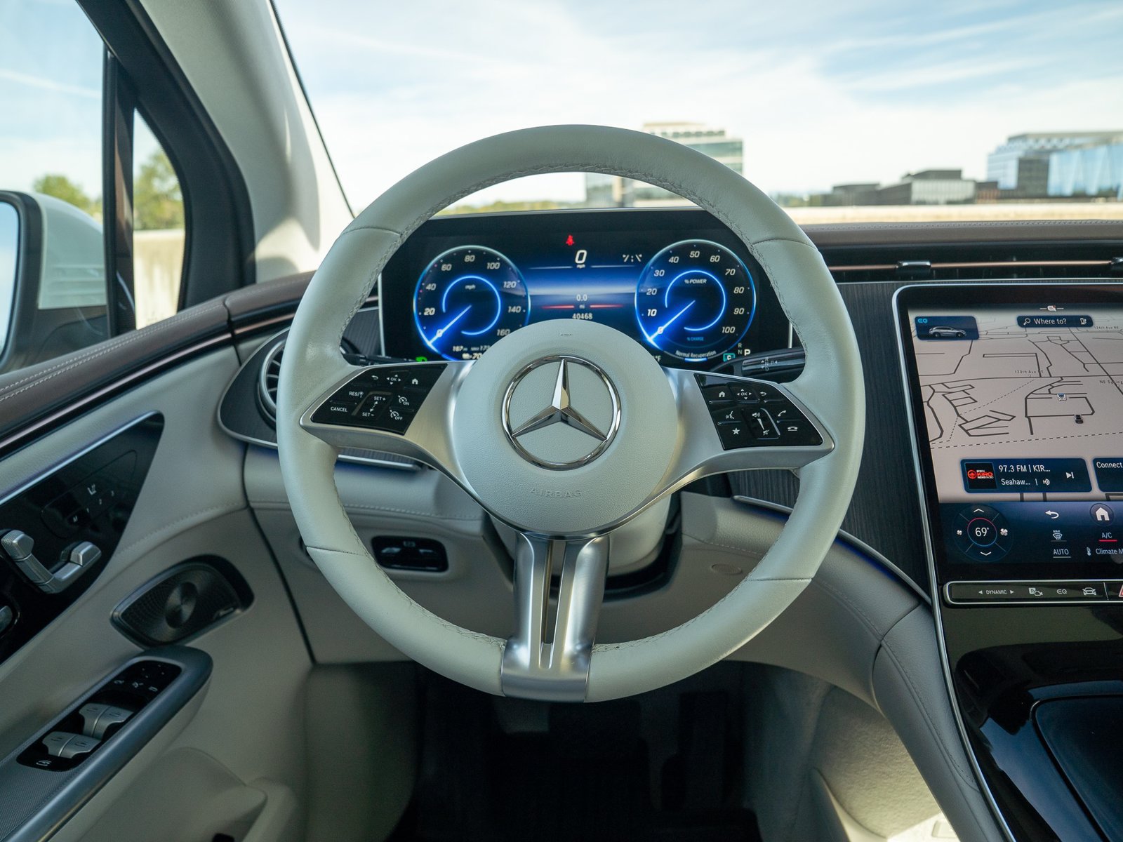 Certified 2023 Mercedes-Benz EQE 350+ 4MATIC SUV image 26