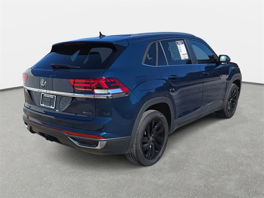 Used 2023 Volkswagen Atlas Cross Sport SE w/ Black Wheel Package image 5
