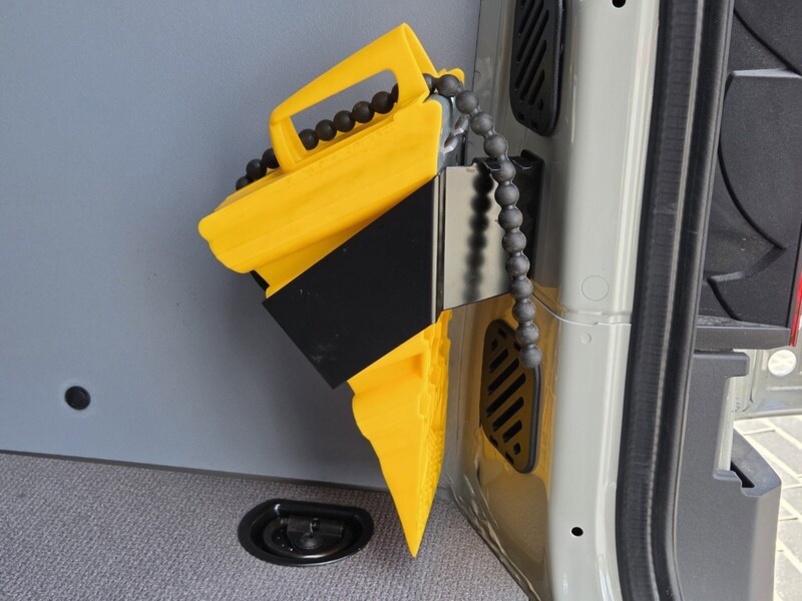 New 2026 Mercedes-Benz Sprinter 2500 image 13