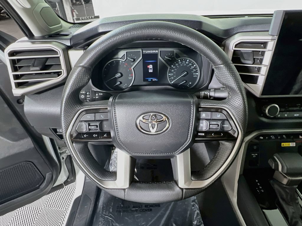 Used 2023 Toyota Tundra Limited AWD/4WD image 11