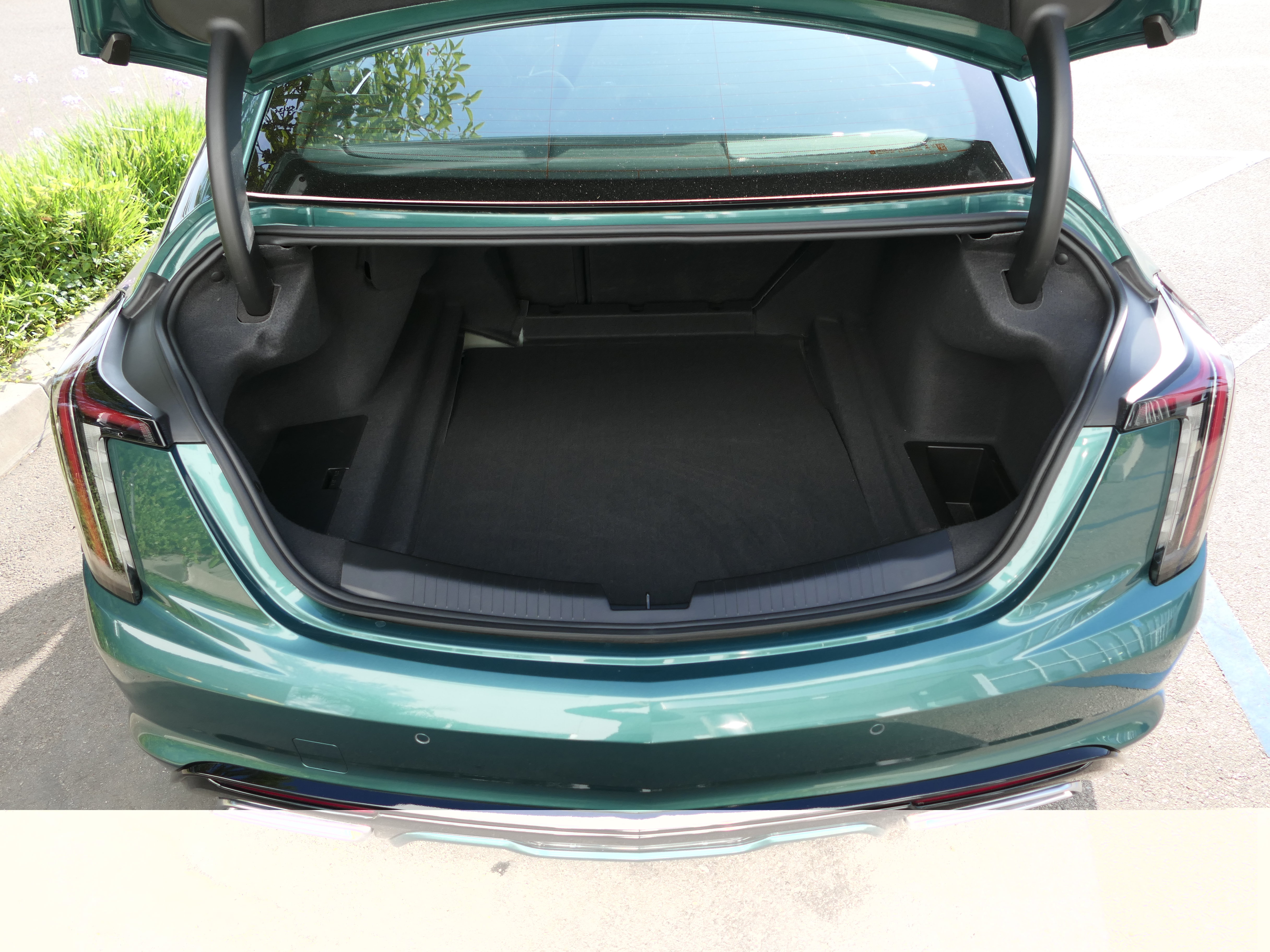 Certified 2025 Cadillac CT5 Sport w/ Technology Package RWD image 22