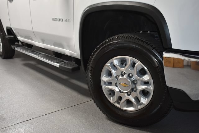 Certified 2026 Chevrolet Silverado 2500 LTZ w/ LTZ Premium Package AWD/4WD image 4