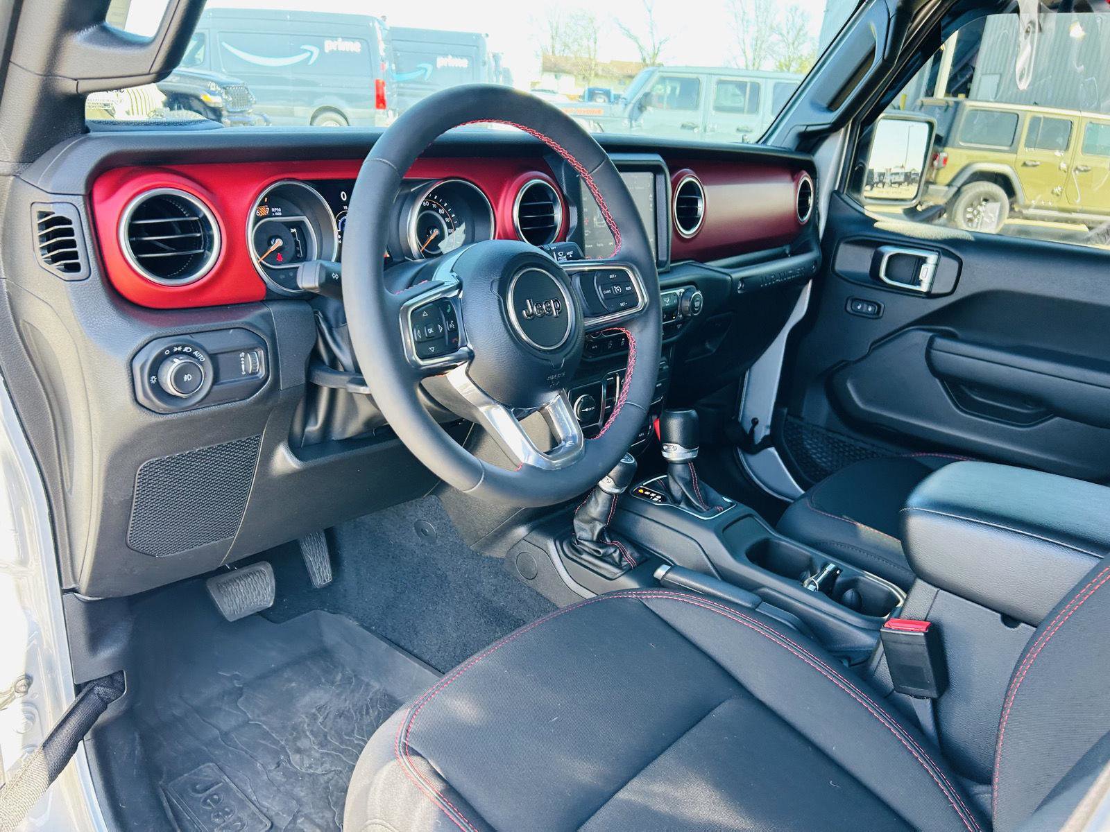 Used 2023 Jeep Wrangler Unlimited Rubicon w/ Cold Weather Group image 10