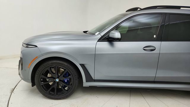 Used 2024 BMW X7 xDrive40i w/ M Sport Package image 9