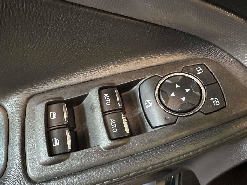 Used 2015 Ford Explorer XLT w/ Equipment Group 202A AWD/4WD image 19
