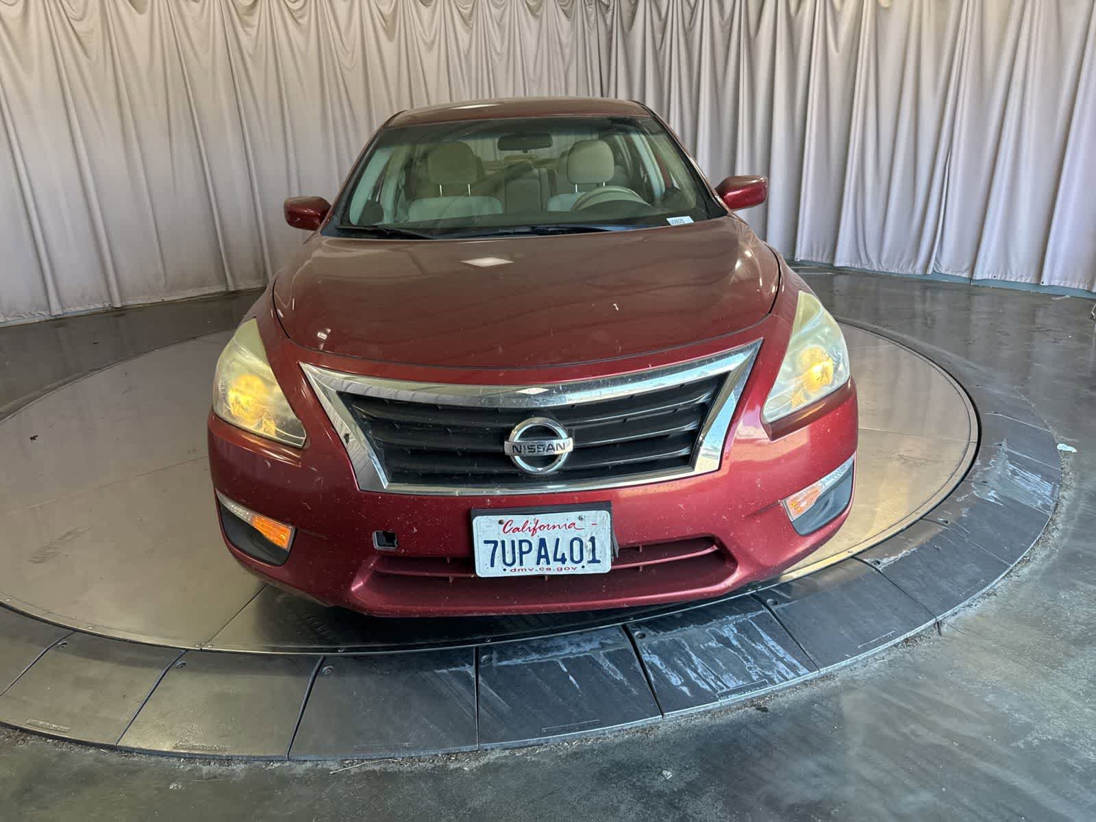 Used 2013 Nissan Altima 2.5 SV FWD image 2