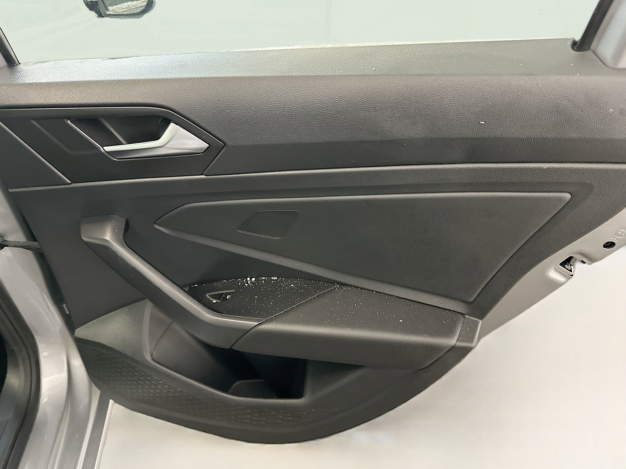 Used 2024 Volkswagen Jetta SE image 30