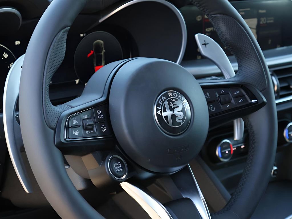 New 2025 Alfa Romeo Stelvio Sprint image 20