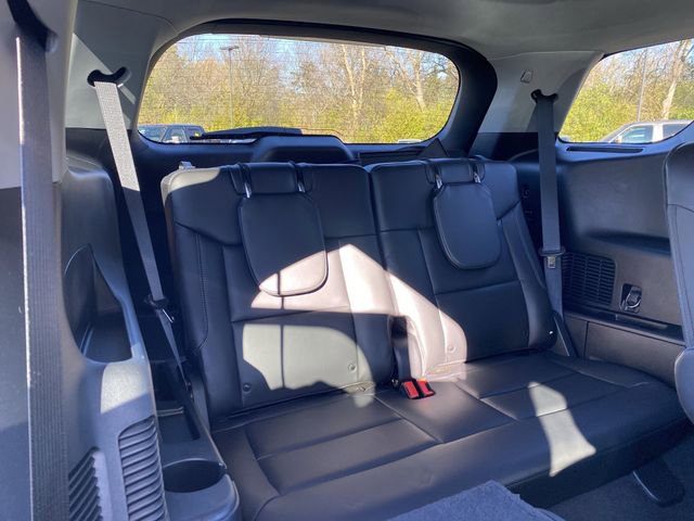 Certified 2022 Ford Explorer XLT w/ Equipment Group 202A image 29