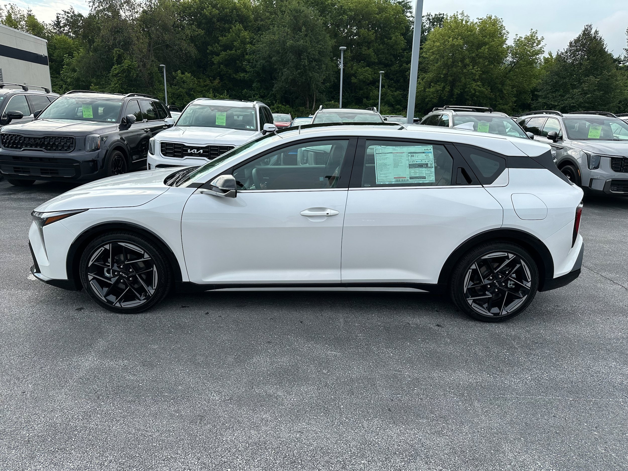 New 2026 Kia K4 GT-Line w/ GT-Line Premium Package FWD image 8