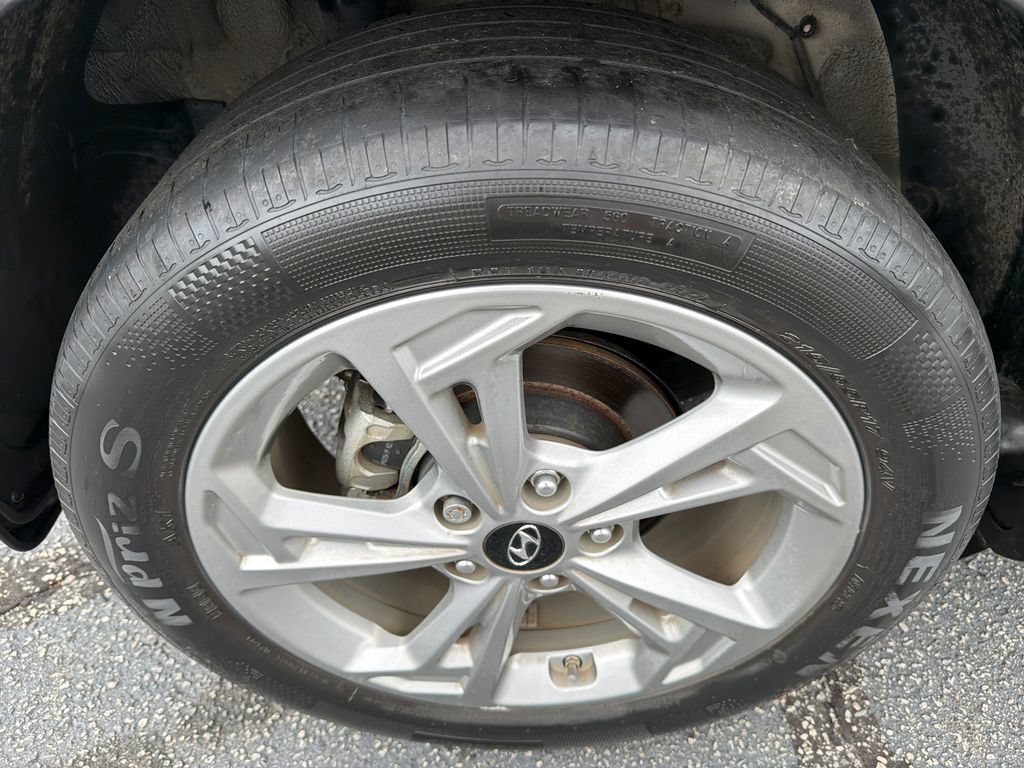 Used 2023 Hyundai Kona SEL FWD image 17