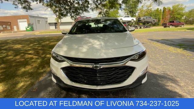 Used 2021 Chevrolet Malibu RS w/ LPO, Convenience Package 2 FWD image 3