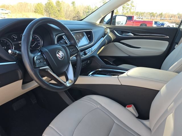 Used 2023 Buick Enclave Essence image 24