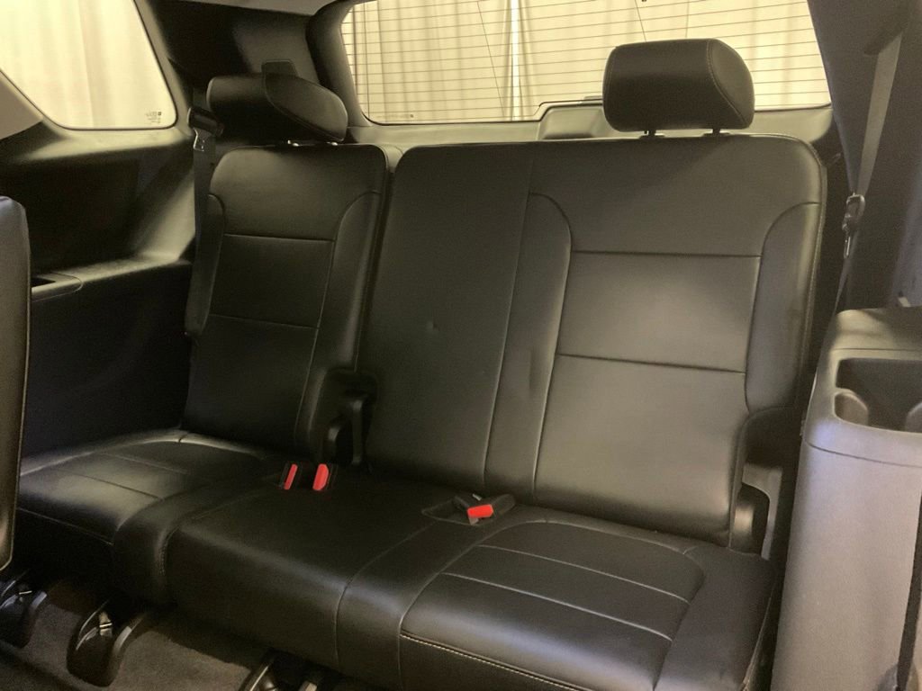 Used 2019 Chevrolet Traverse LT w/ LT Premium Package AWD/4WD image 35