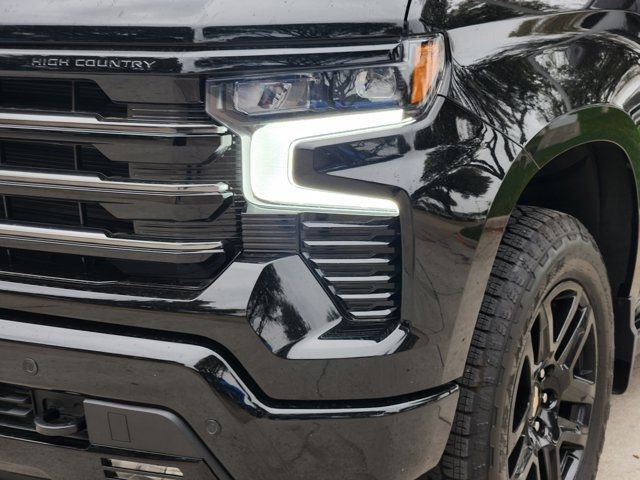 Used 2026 Chevrolet Silverado 1500 High Country w/ Midnight Edition image 18