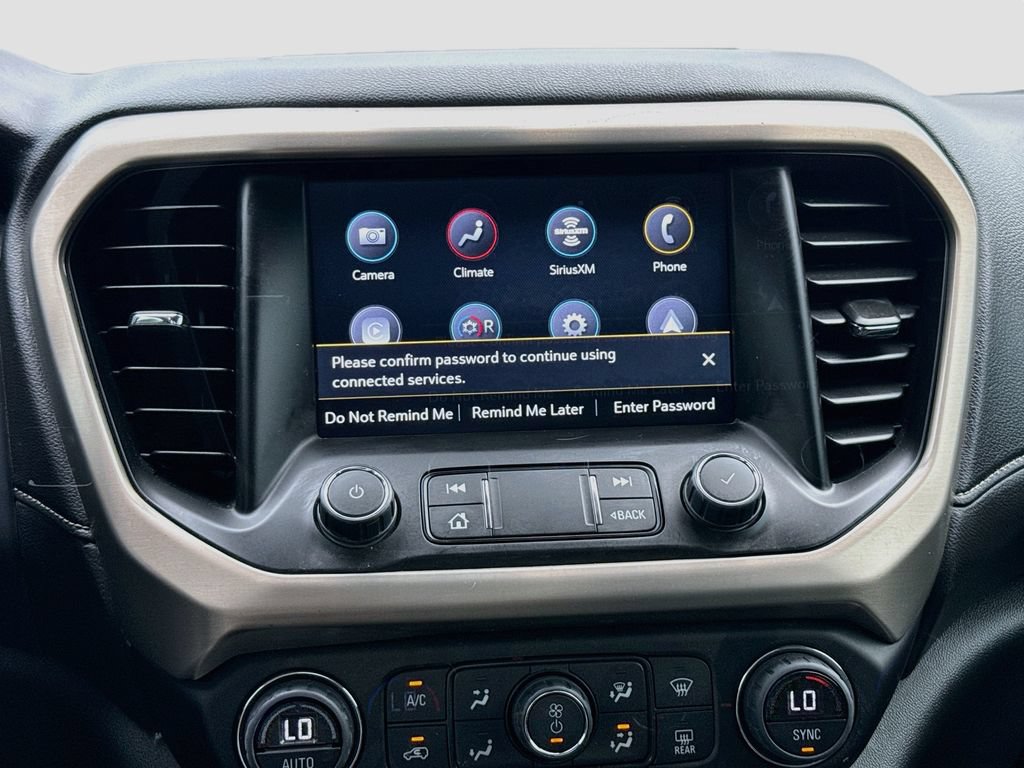 Used 2023 GMC Acadia Denali w/ Denali Ultimate Package FWD image 15