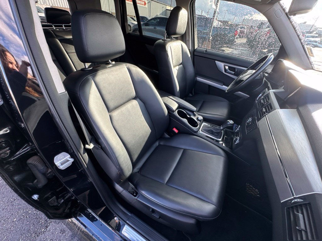 Used 2010 Mercedes-Benz GLK 350 2WD image 25