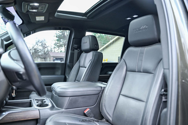 Used 2023 Chevrolet Silverado 3500 High Country image 24