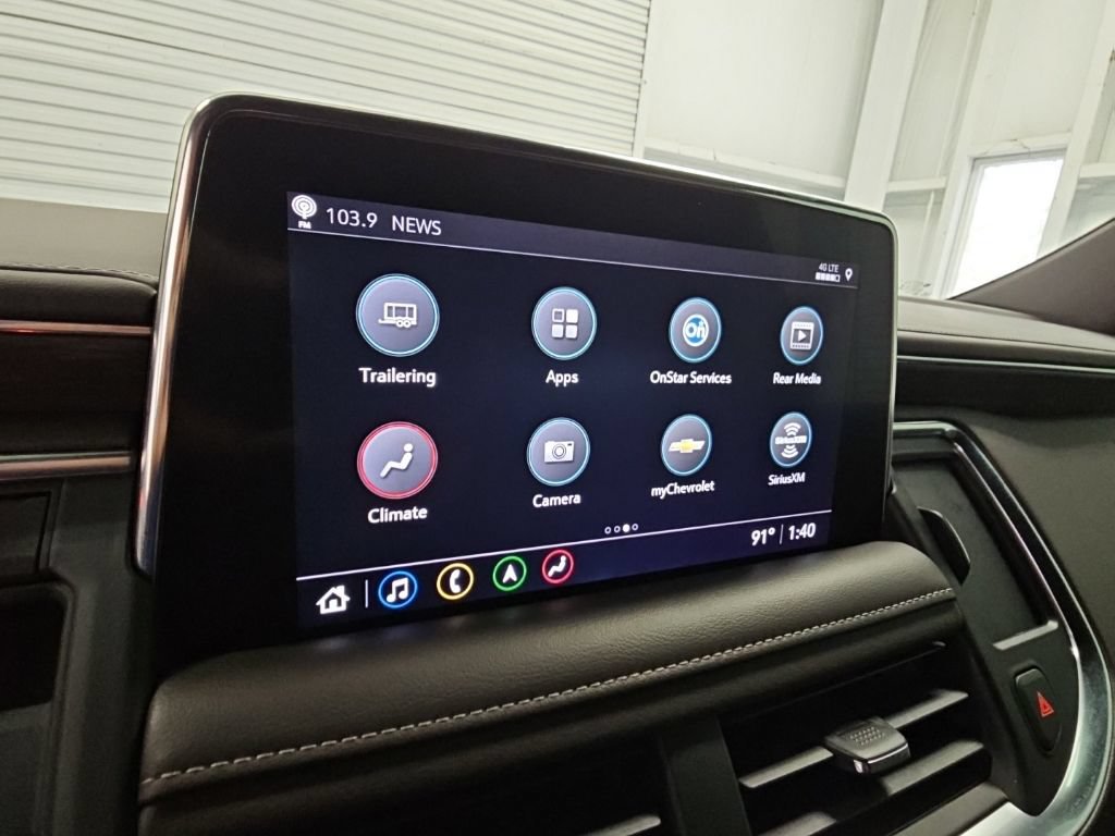 Used 2021 Chevrolet Suburban Z71 w/ Rear Media and Nav Package AWD/4WD image 19