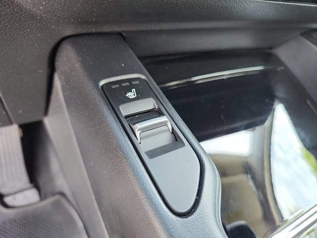 Used 2022 Kia Telluride S FWD image 28