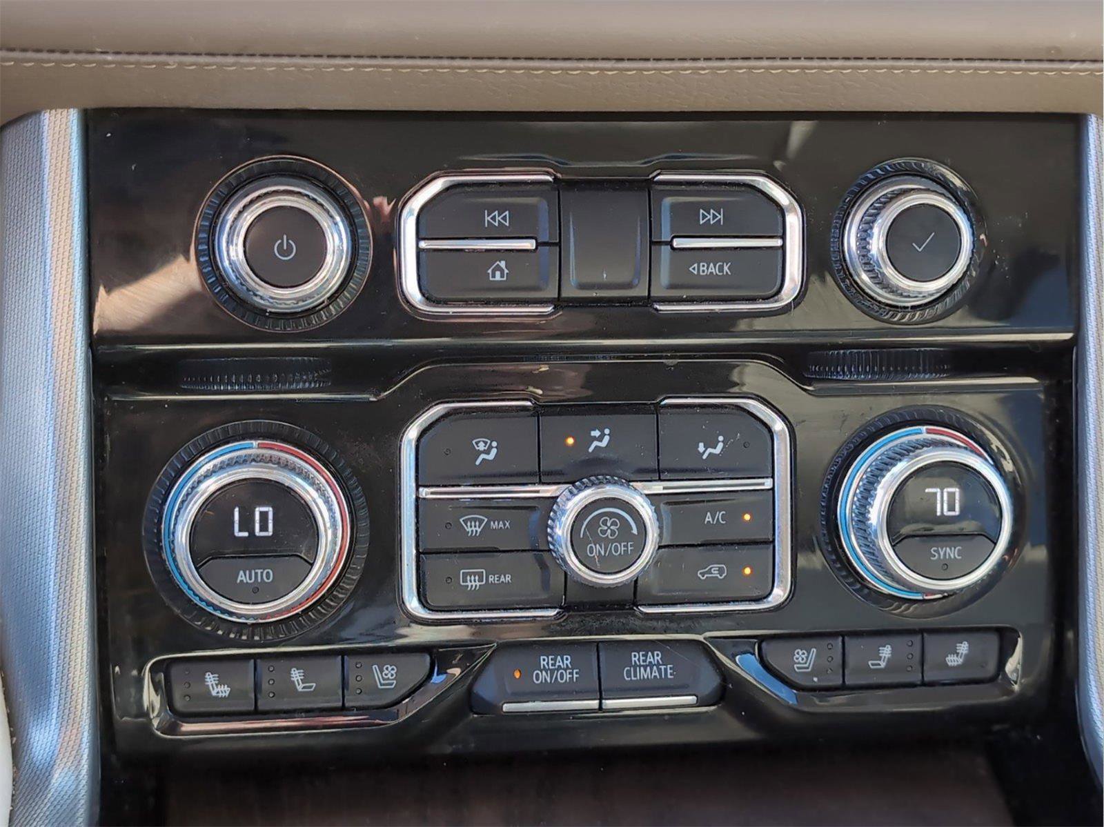 Used 2023 GMC Yukon XL Denali image 23