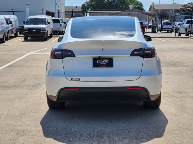 Used 2025 Tesla Model Y Long Range RWD image 12